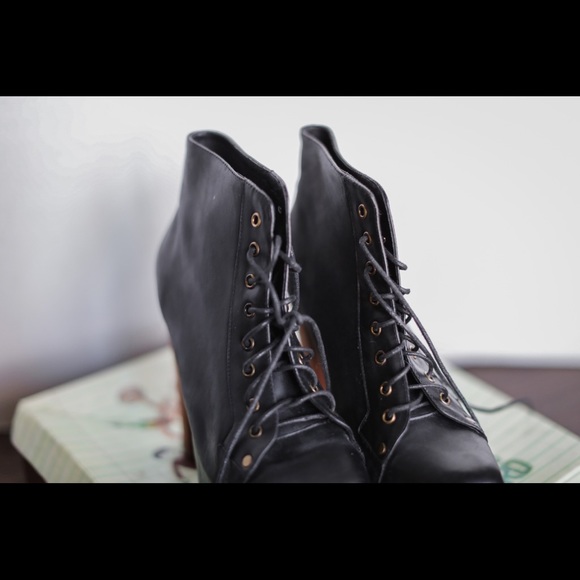 Jeffrey Campbell Classic Litas Size 10 🌸 - Picture 4 of 8